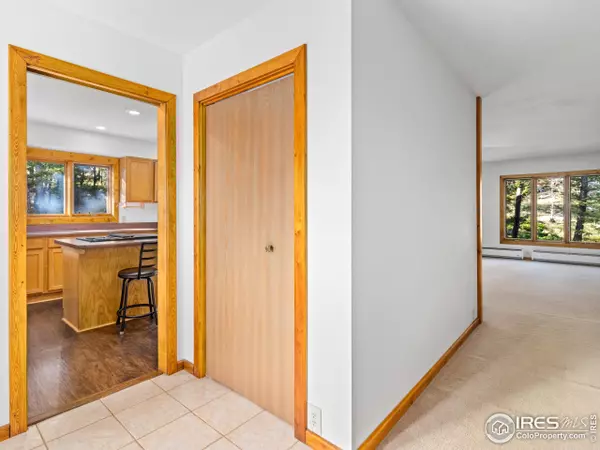 Lyons, CO 80540,255 Apache