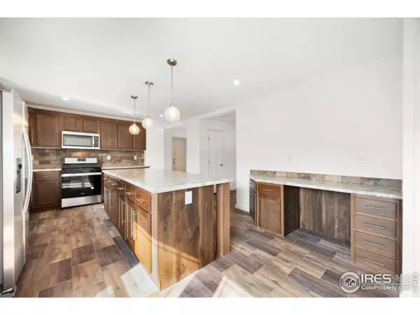 Loveland, CO 80537,512 Sunset Cliffs Dr