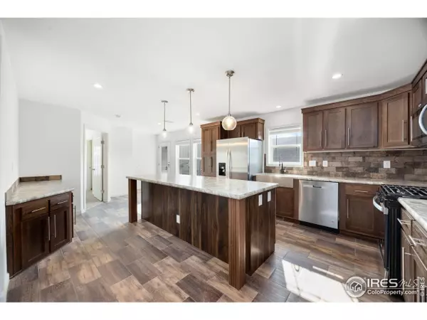 Loveland, CO 80537,512 Sunset Cliffs Dr