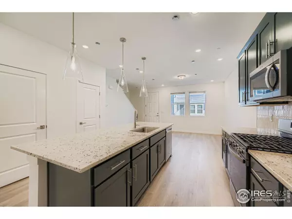 Longmont, CO 80503,2773 Bear Springs Cir