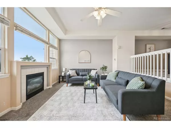 9770 Dahlia Ln, Thornton, CO 80229