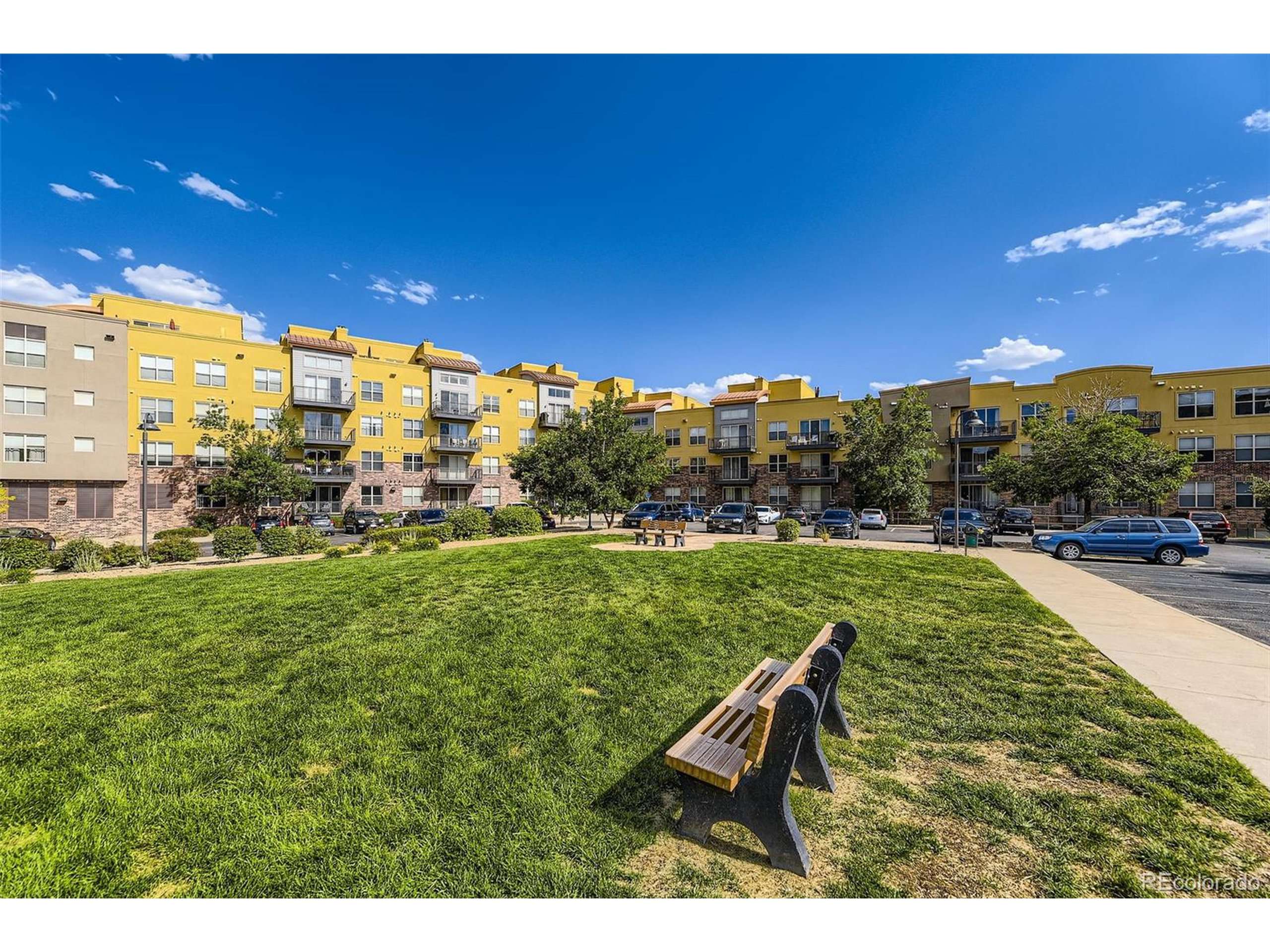 Englewood, CO 80112,9019 E Panorama Cir #D218