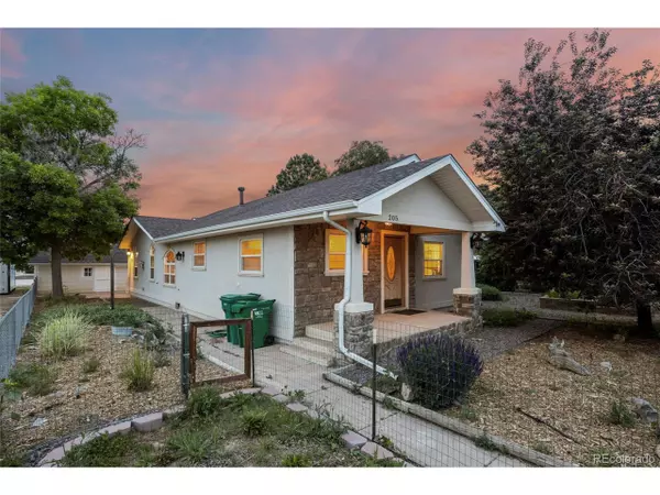 Hudson, CO 80642,205 Beech St