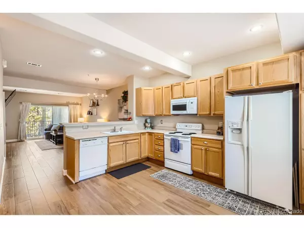 Littleton, CO 80123,2767 W Riverwalk Cir #F