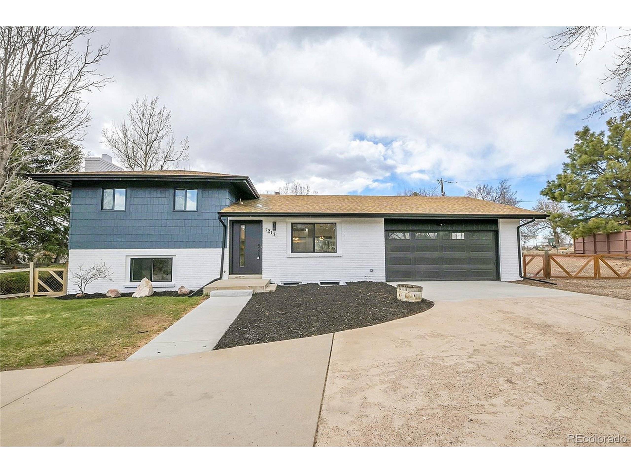 1217 S Quince Way, Denver, CO 80231