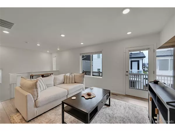 Denver, CO 80249,18161 E 51st Pl