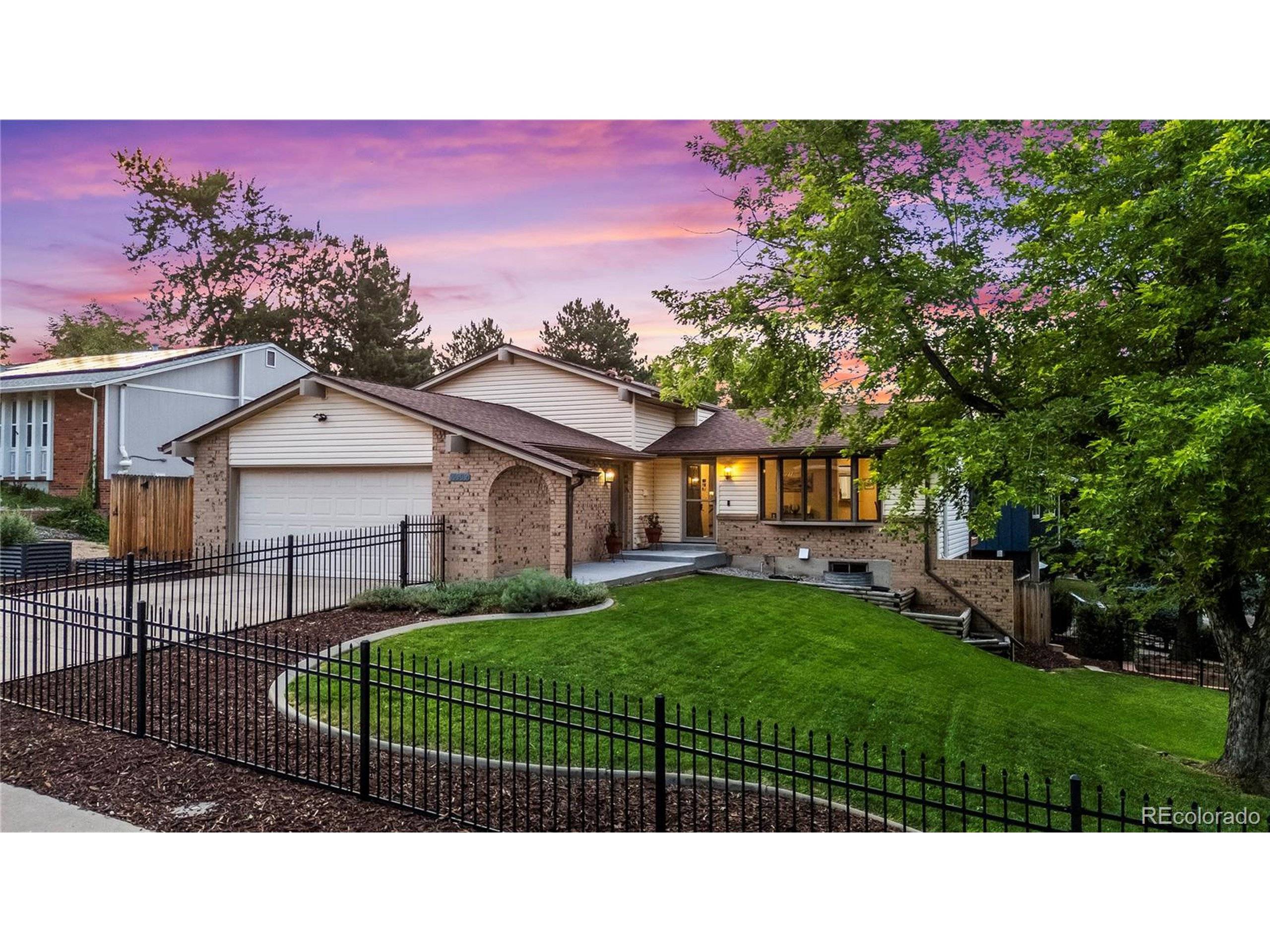 10909 W 65th Way, Arvada, CO 80004