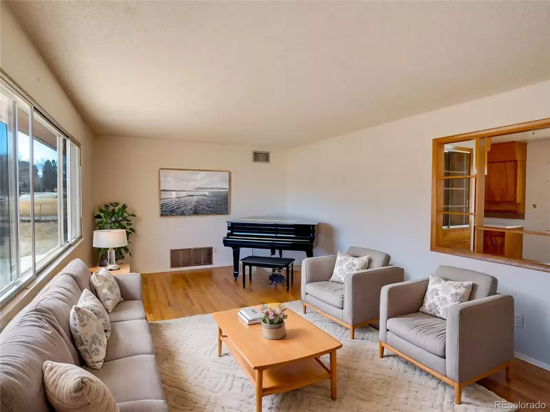 1161 Supple Cir, Pueblo, CO 81006
