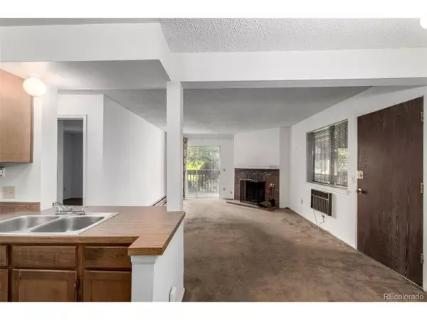 Aurora, CO 80011,14794 E 2nd Ave #204F