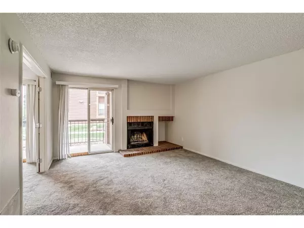 Littleton, CO 80123,4899 S Dudley St #2B