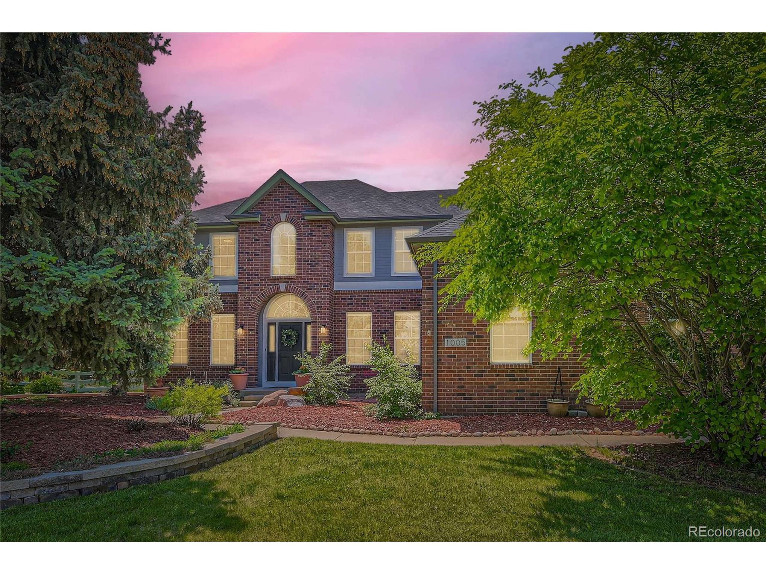 1005 Creek Ct, Longmont, CO 80503