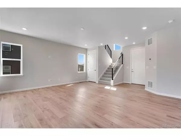 Castle Pines, CO 80108,6863 Oak Canyon Cir