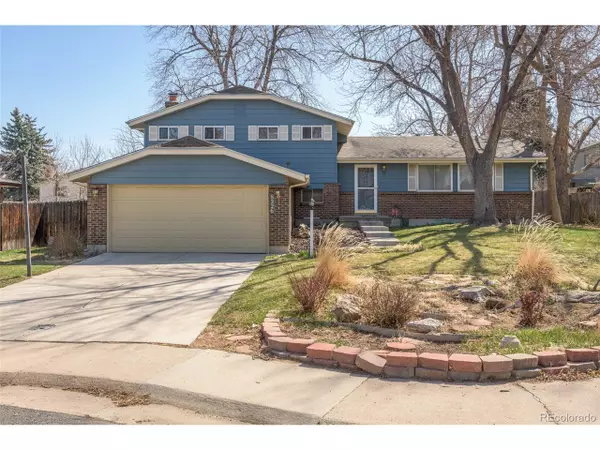 8226 Yarrow Ct, Arvada, CO 80005