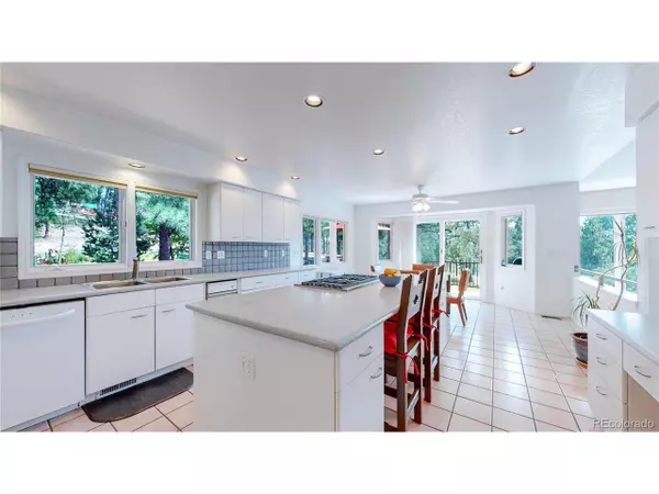 Larkspur, CO 80118,9630 S Perry Park Rd