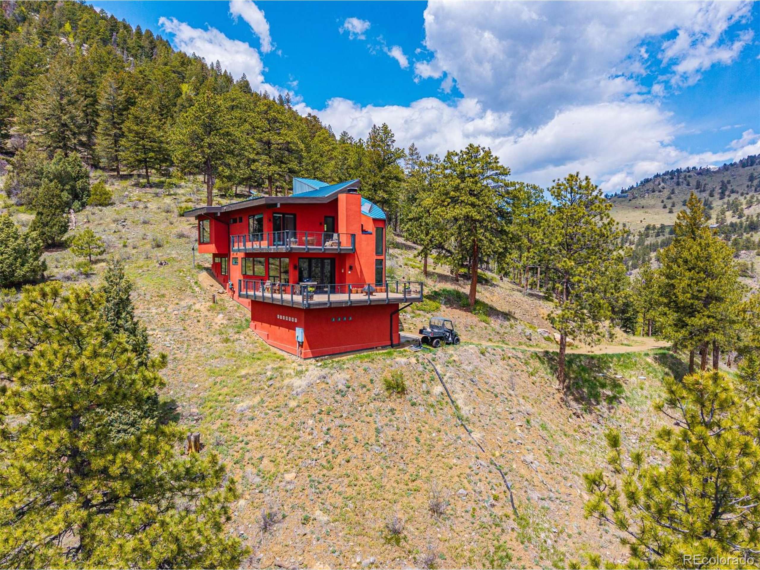 Golden, CO 80403,5896 Peregrine Trl