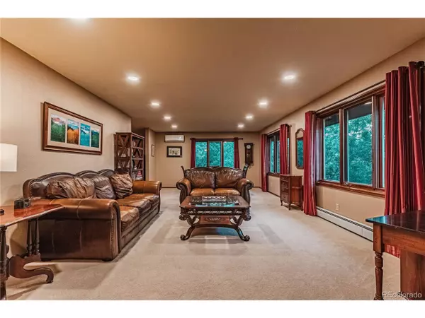 Colorado Springs, CO 80919,5145 Golden Hills Ct