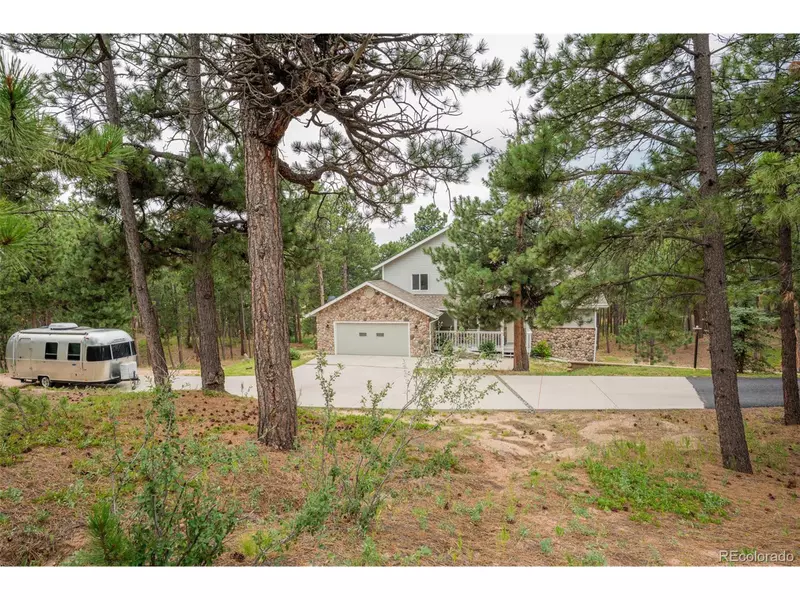 615 Cimarron Rd, Monument, CO 80132