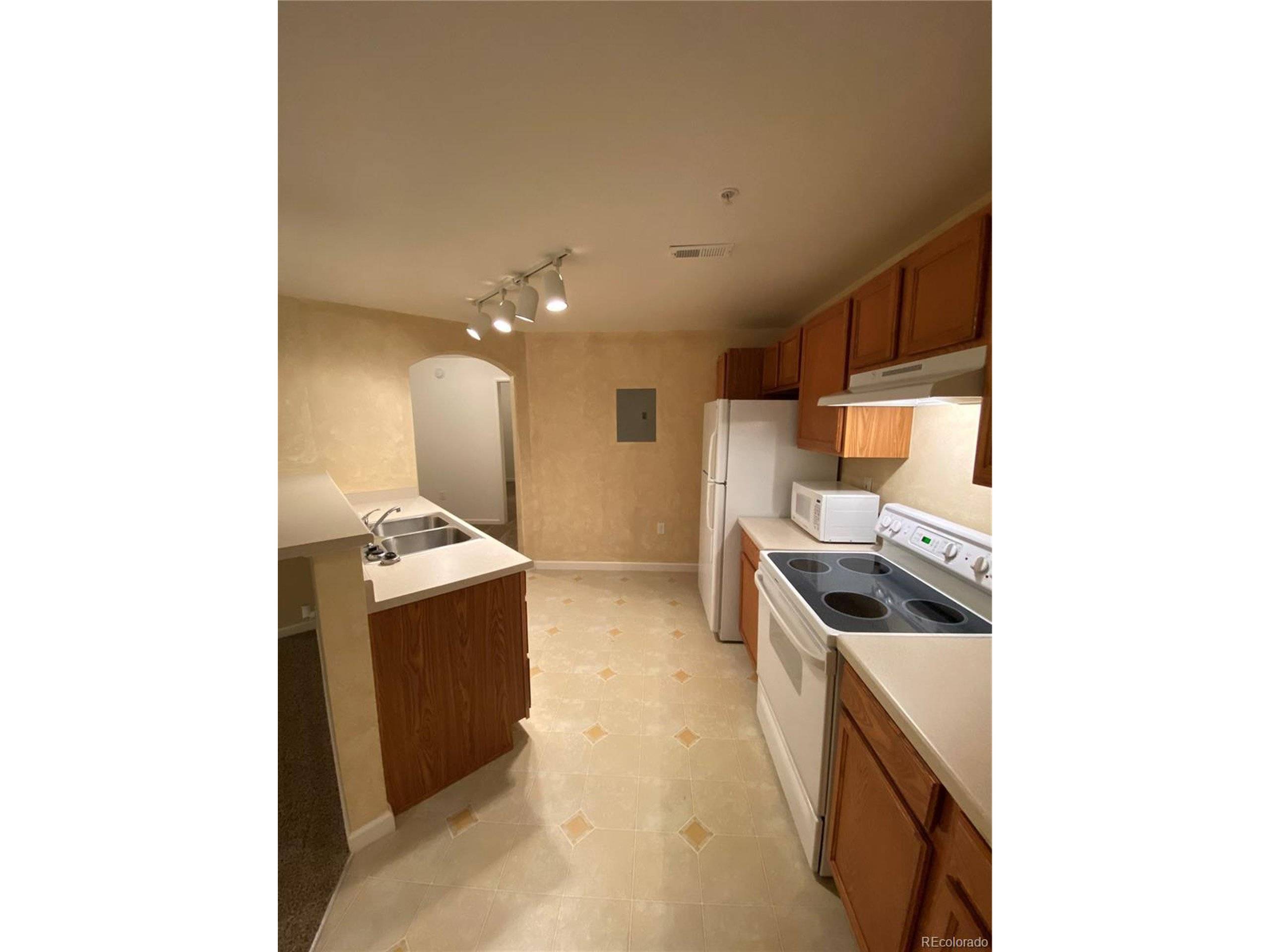 Aurora, CO 80019,5705 N Genoa Way #304