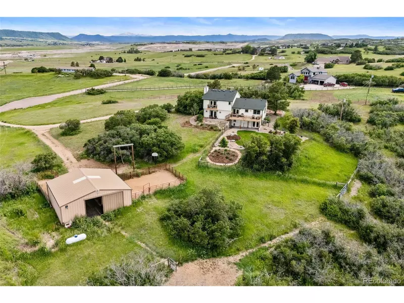 225 Briscoe Ln, Castle Rock, CO 80109