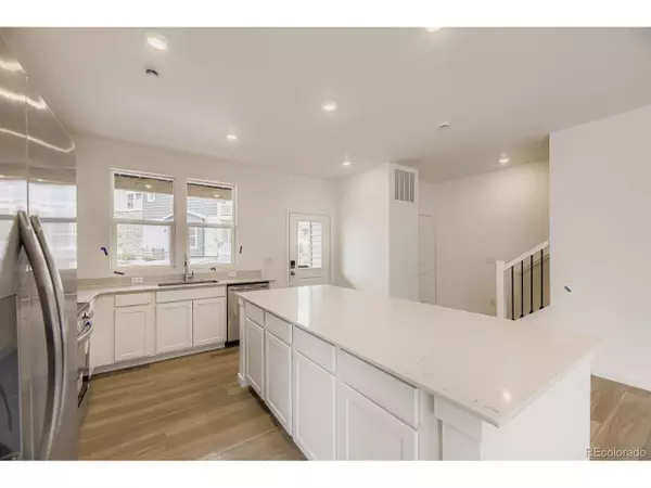 Littleton, CO 80125,8957 Whiteclover St