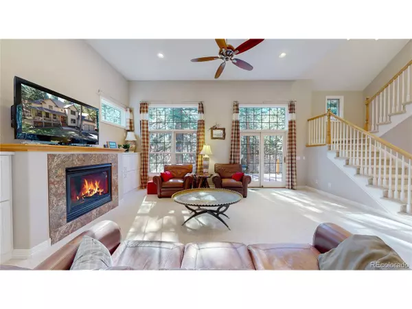 Larkspur, CO 80118,4360 Red Rock Dr