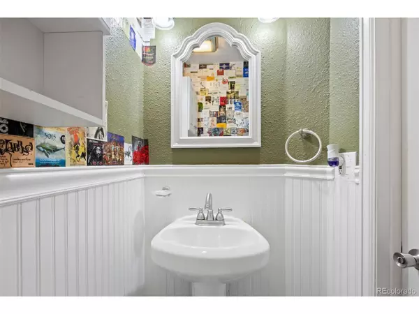 Denver, CO 80220,1343 Valentia St