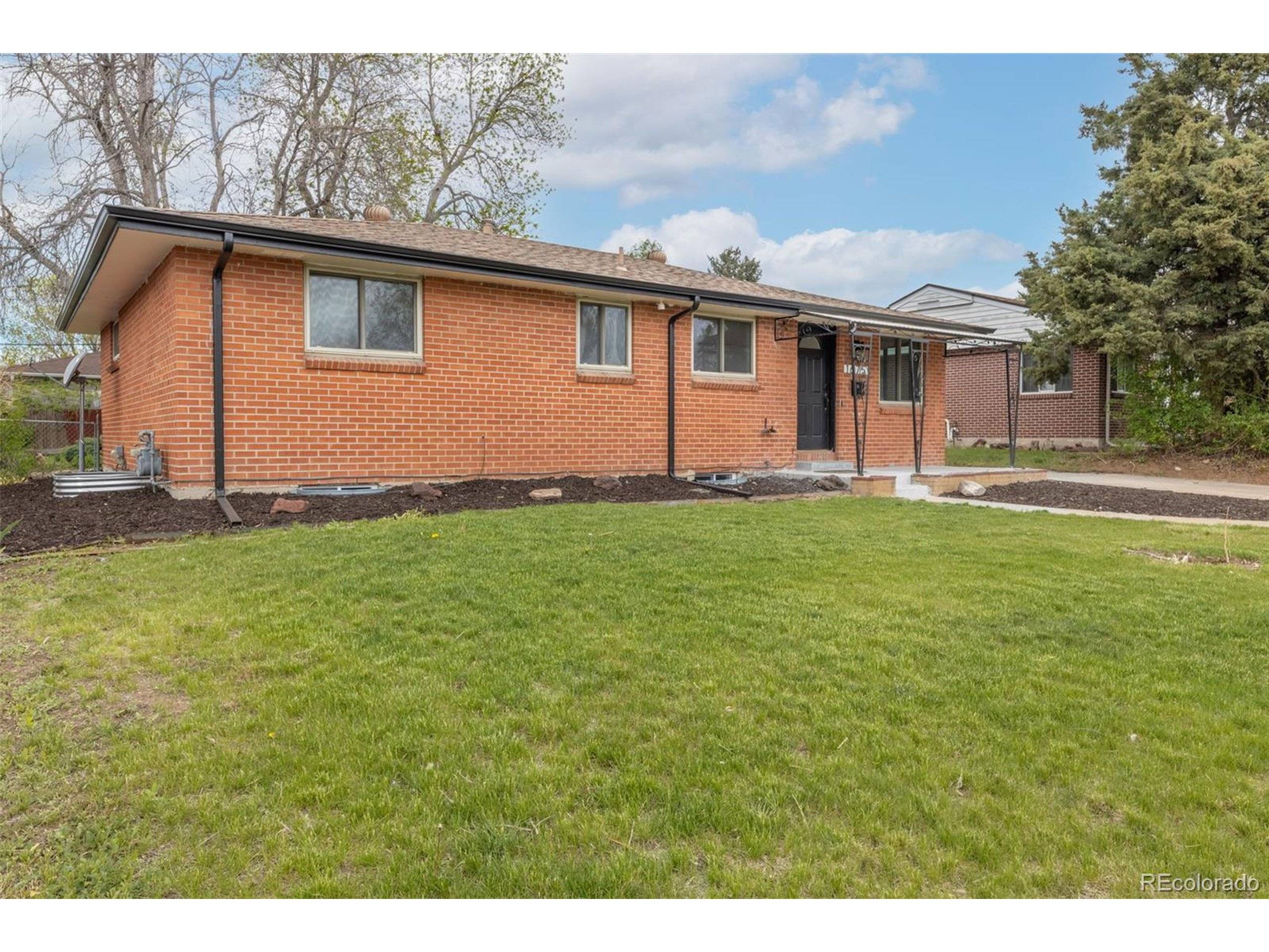 1675 Raleigh St,  Denver,  CO 80219