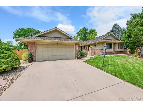 7729 S Dexter Ct, Centennial, CO 80122