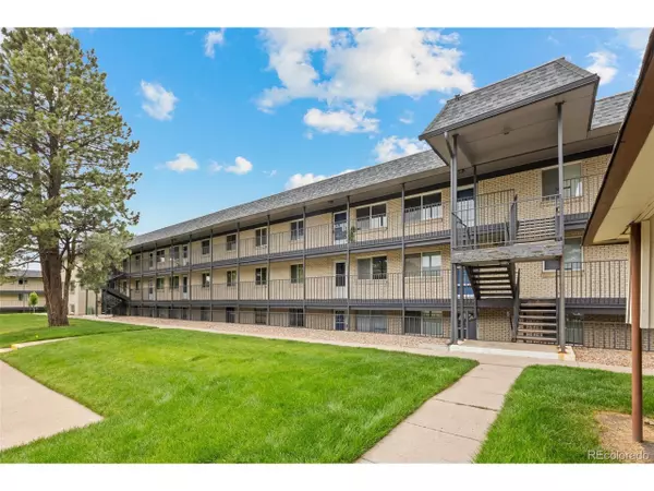 1723 Robb St #43, Lakewood, CO 80215