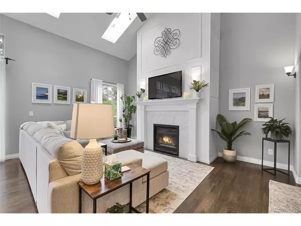 Larkspur, CO 80118,171 Columbine St