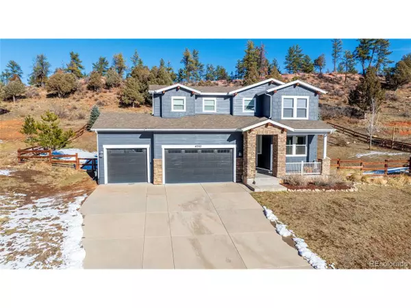 4285 Mohawk Dr, Larkspur, CO 80118