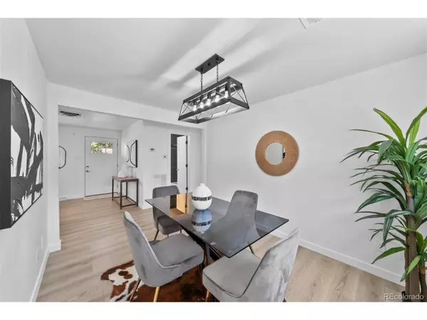 Englewood, CO 80110,3760 S Grove St