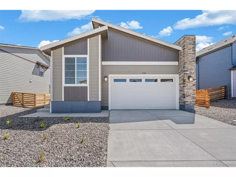 9314 Biscay St, Commerce City, CO 80022
