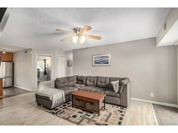 Littleton, CO 80120,5250 S Huron Way #7-206