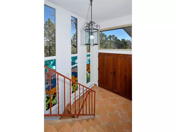 Manitou Springs, CO 80829,124 Palisade Cir