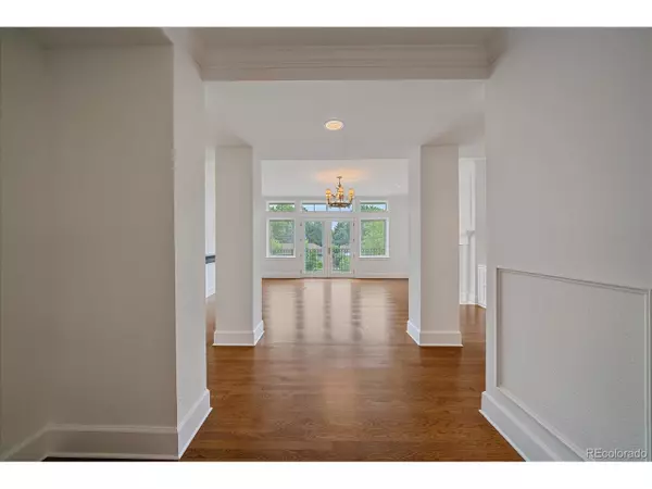 Denver, CO 80220,300 Hudson St #203