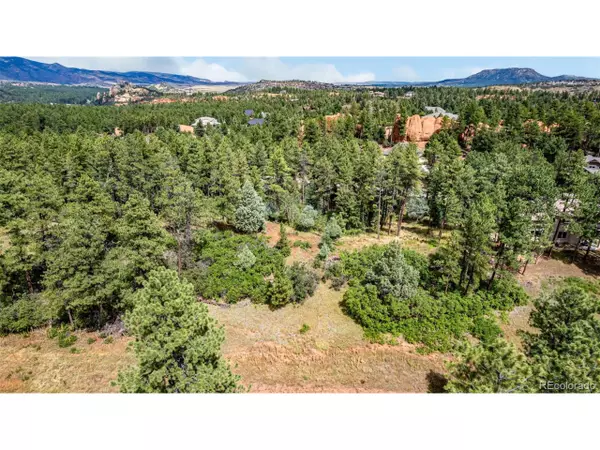 8160 Bannock Dr, Larkspur, CO 80118