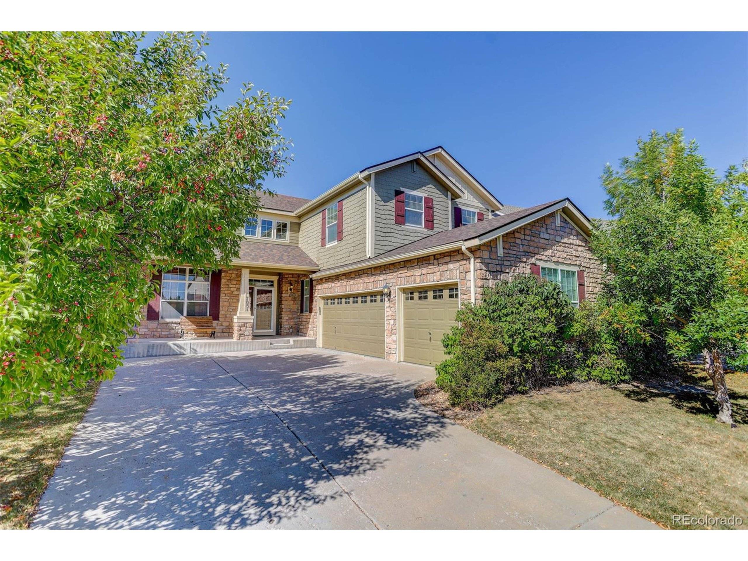 7051 S Oak Hill Cir,  Aurora,  CO 80016