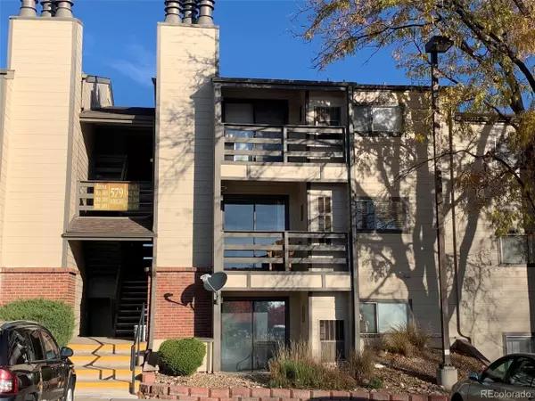 579 Wright St #203, Lakewood, CO 80228