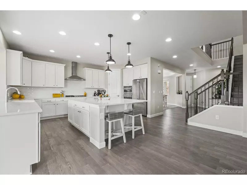 9021 Swan River St, Littleton, CO 80125