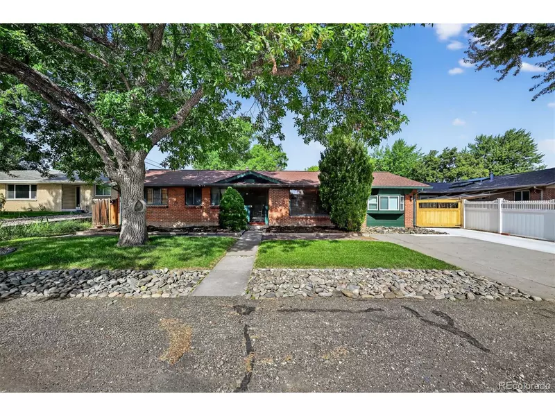 1275 Hoyt St, Lakewood, CO 80215