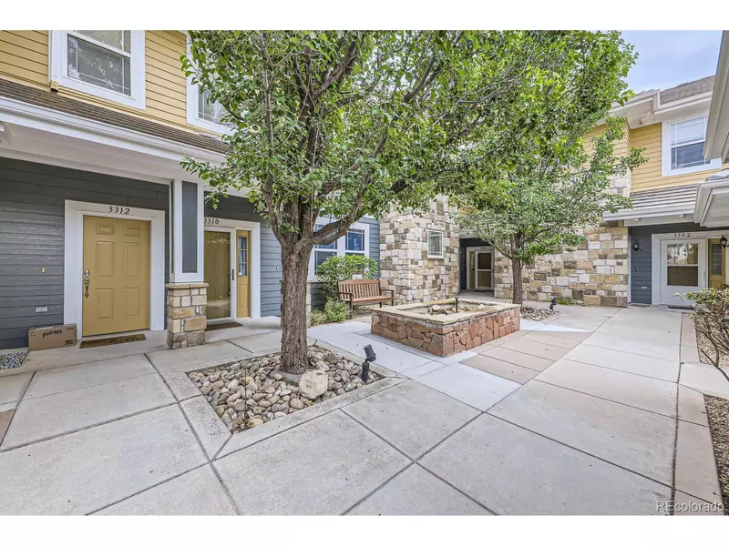 3310 Molly Ln, Broomfield, CO 80023