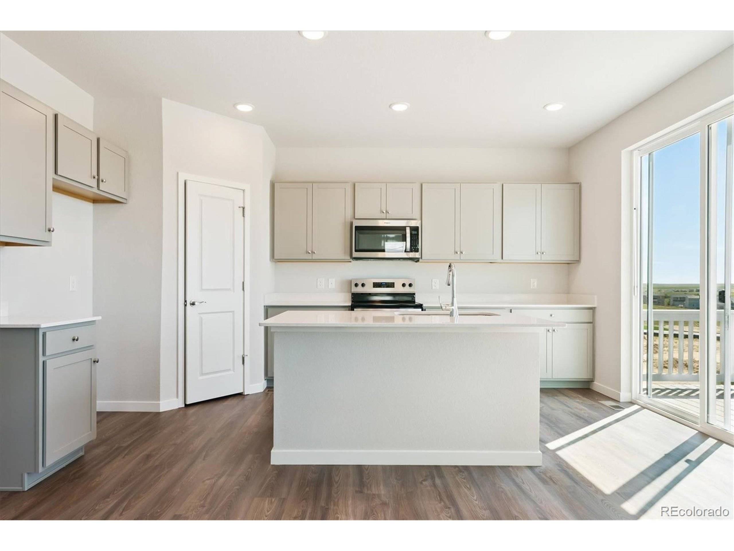Elizabeth, CO 80107,4304 Gozzer Ranch Dr