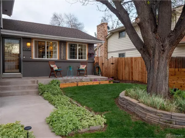 Arvada, CO 80004,6554 Zinnia St