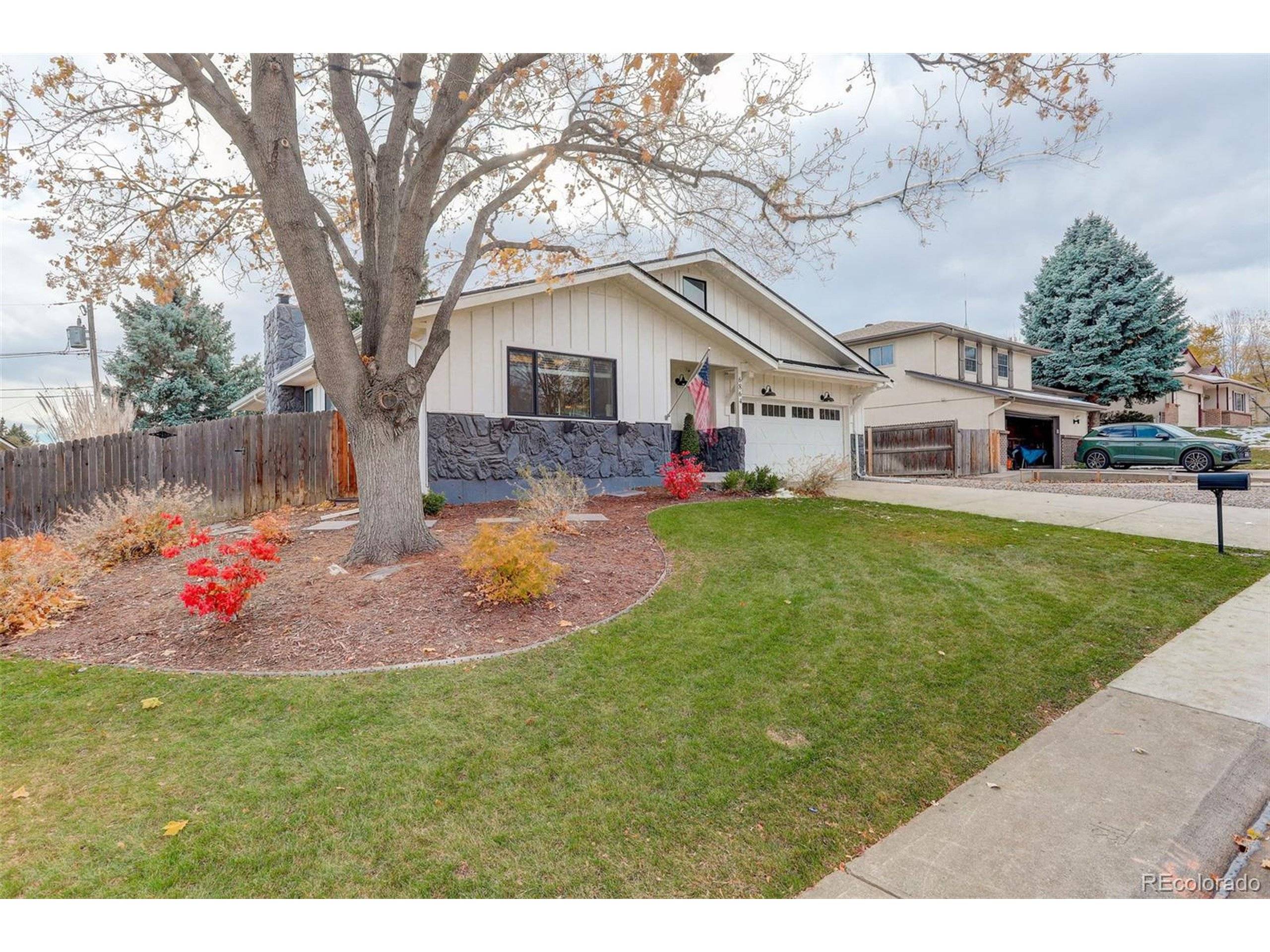 6864 W 69th Pl, Arvada, CO 80003