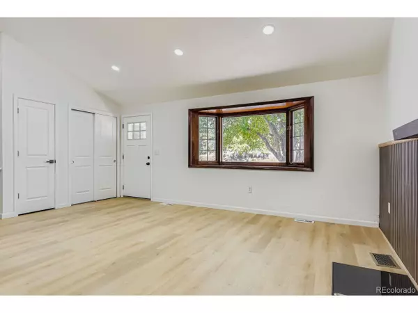 Lakewood, CO 80226,301 S Newland St