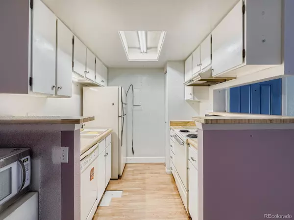 Aurora, CO 80012,14414 E Colorado Dr #102