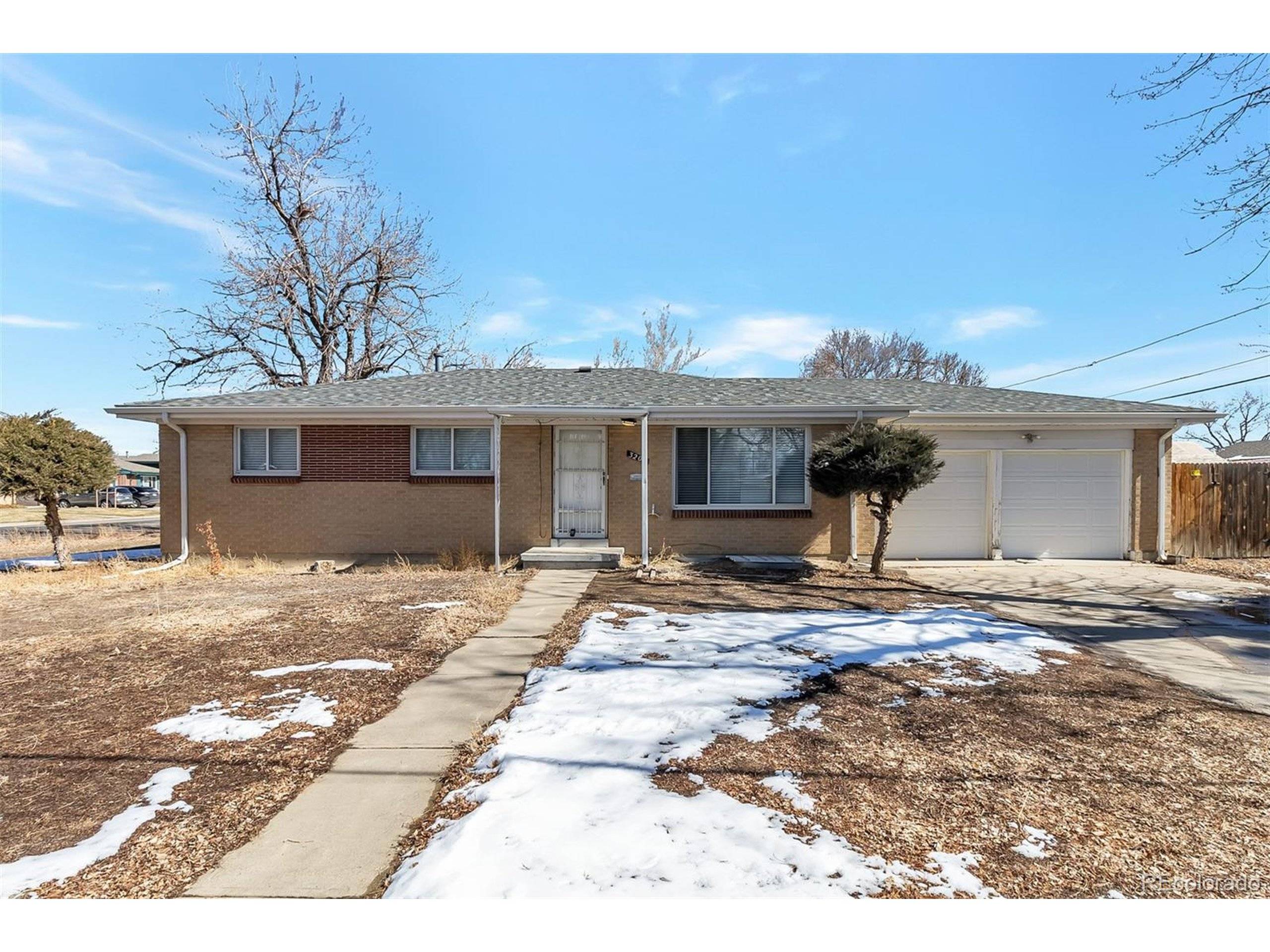 3200 Troy,  Aurora,  CO 80011