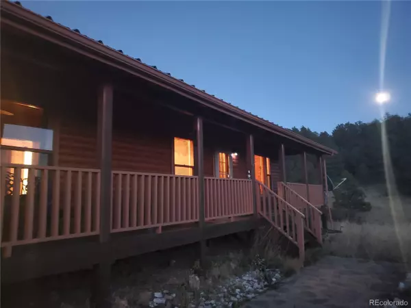 958 Meadows Ln, Florissant, CO 80820
