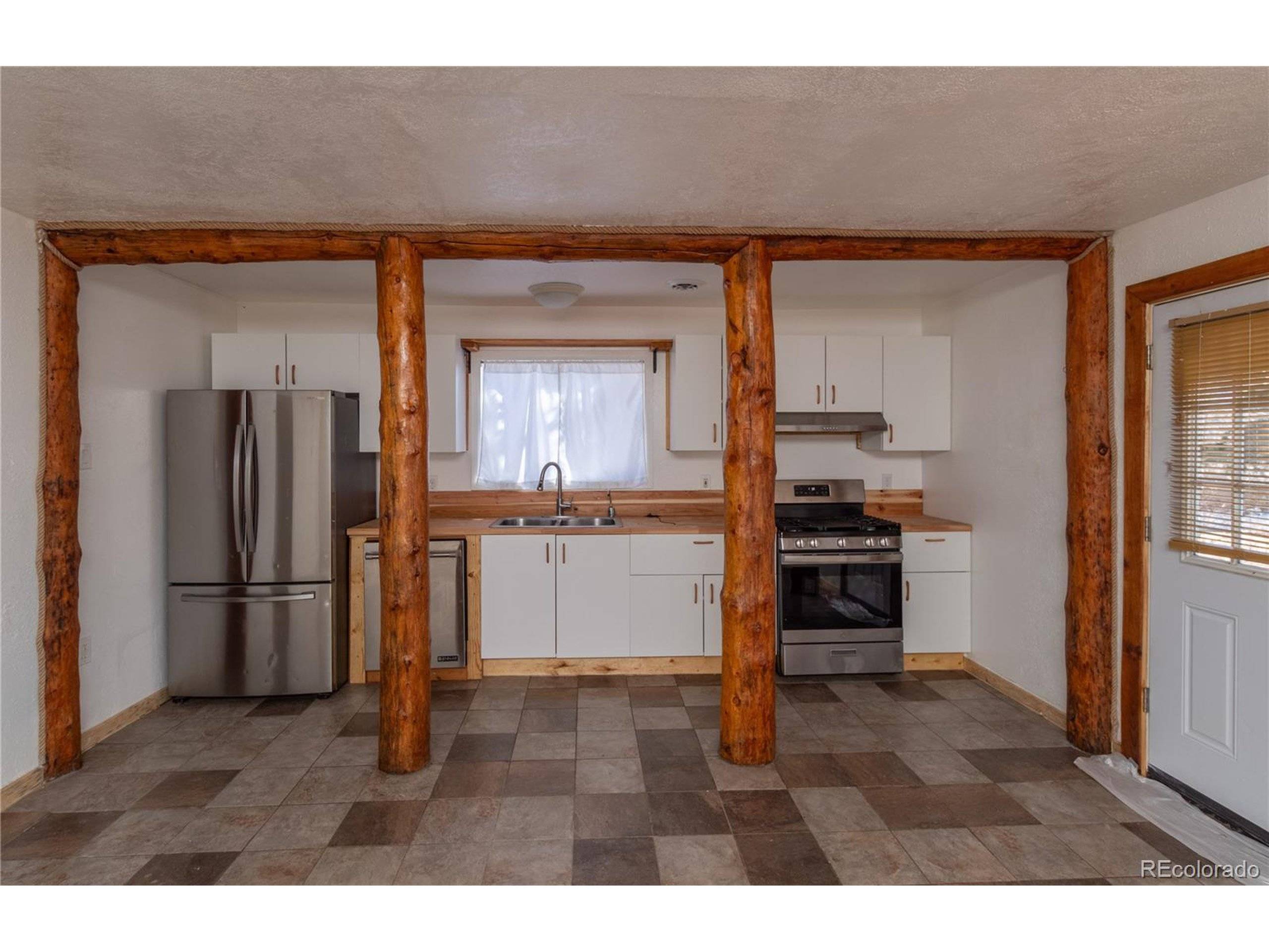 Nederland, CO 80466,103 W 3rd St